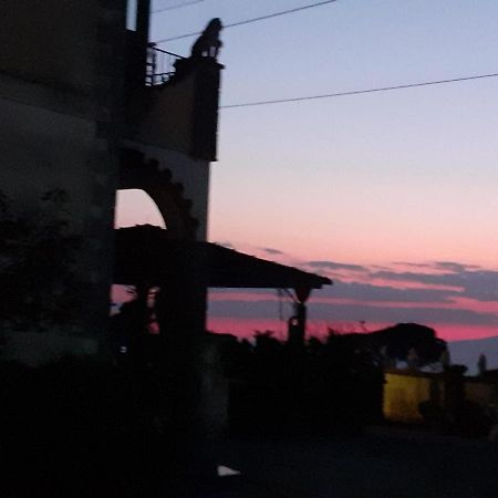 ארקולאנו B&B La Pietra מראה חיצוני תמונה