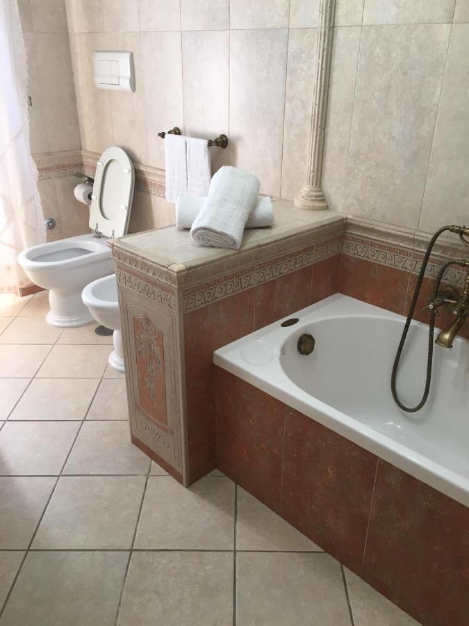 ארקולאנו B&B La Pietra מראה חיצוני תמונה