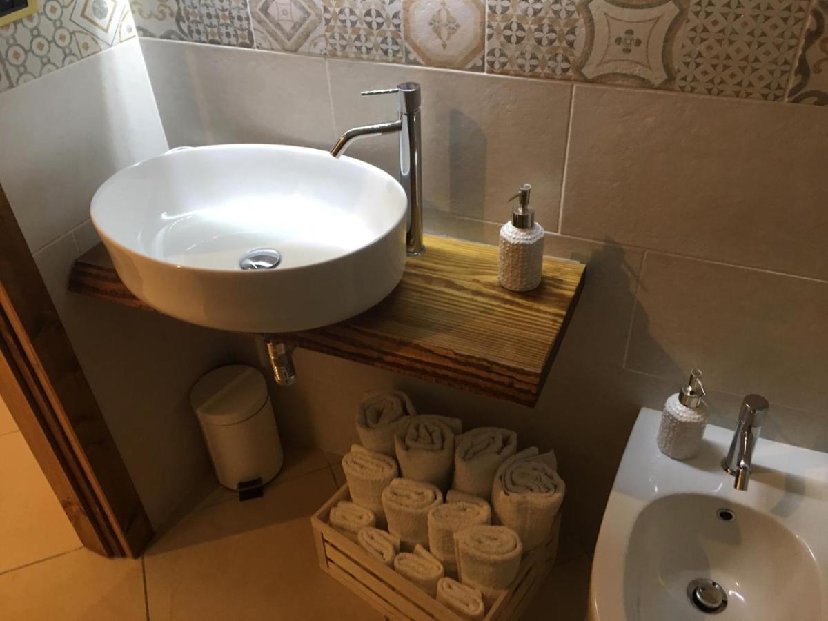 ארקולאנו B&B La Pietra מראה חיצוני תמונה